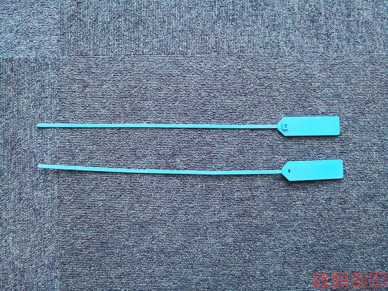 qf004002.jpg