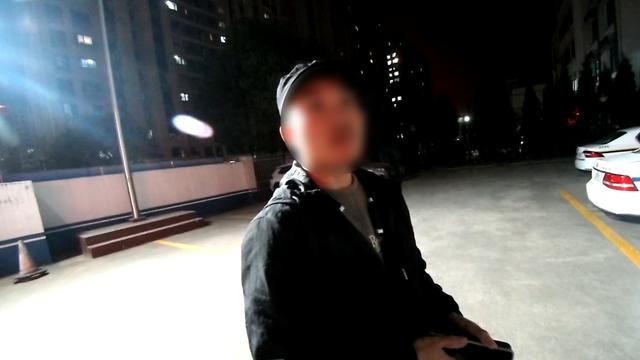 嘭！“自动驾驶”撞了！