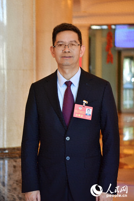 刘为权委员：以科技创新与智能制造赋能医药产业高质量发展