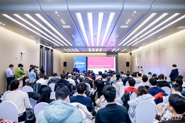 端到端智驾燃爆中关村！2025首场自动驾驶峰会圆满落幕