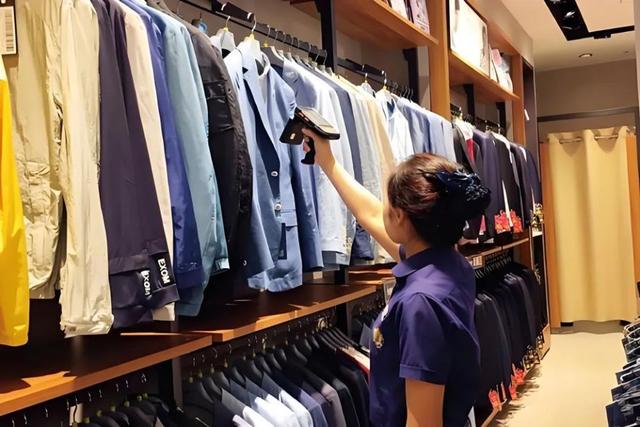 服装品牌新福音：斯科RFID方案助你高效管理仓库与门店