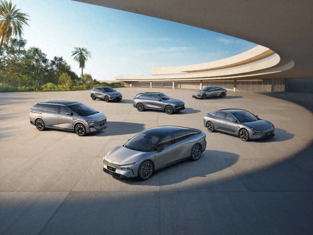 小鹏汽车2025年底将推真L3级别软件和硬件冗余能力的自动驾驶