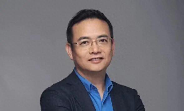 但斌：2025年AI应用端爆发，软件行业或出现颠覆性变化，但2025年不会是AI颠覆性的一年
