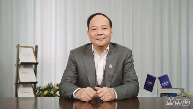 雷军盯上“绿牌”登热搜！力争明年实现自动驾驶，广汽呼吁换电加速推广