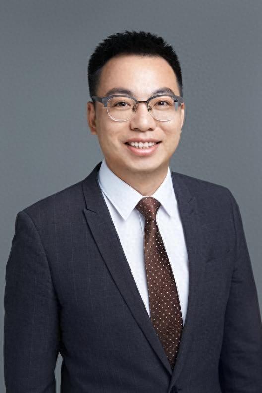 AI换脸引发的肖像权之争：技术狂欢背后，你的“脸”安全吗？